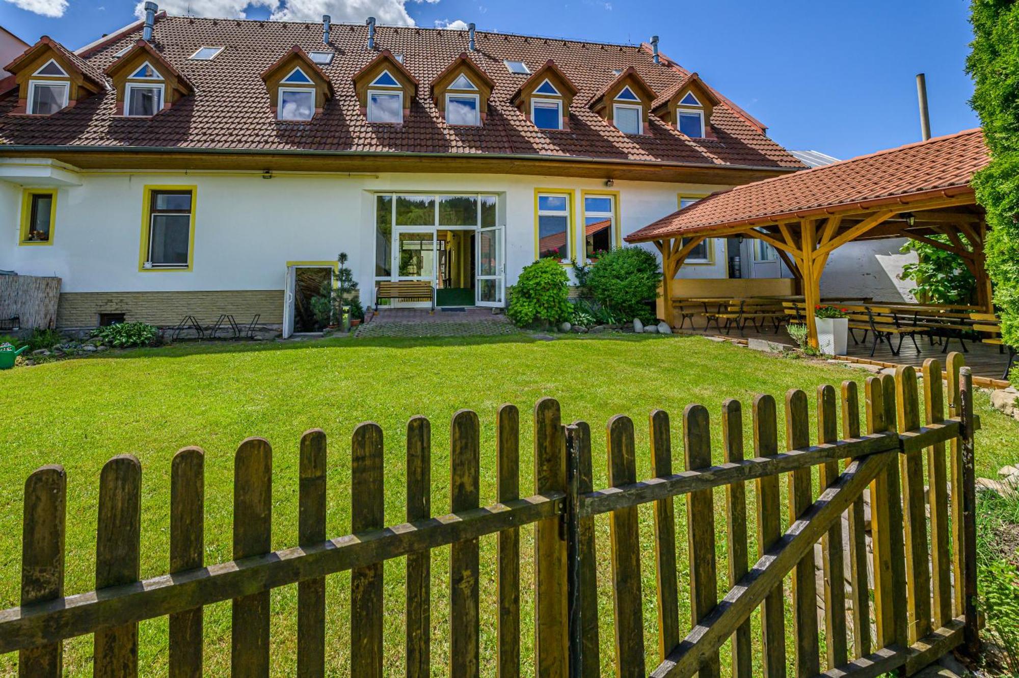 Penzion Antiqua Villa سبيشسكا ستارا فيس المظهر الخارجي الصورة